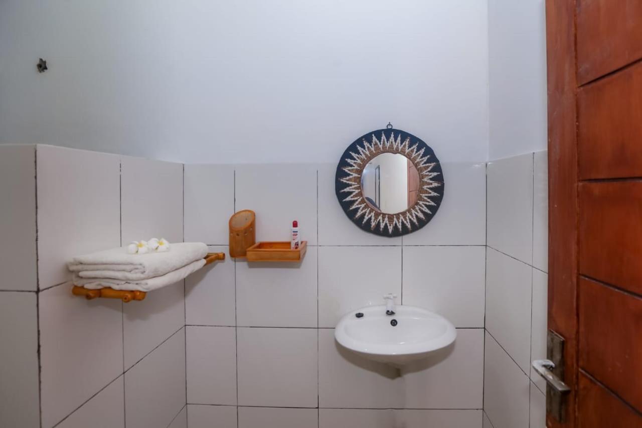 Radika House Daire Gili Trawangan Dış mekan fotoğraf